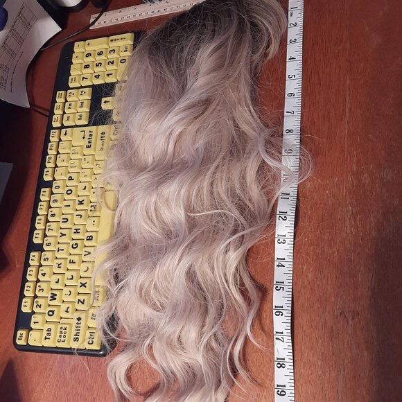 NEW  ! Long 23 Inch Hair Curly Wavy Wig Blonde main image 7